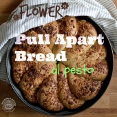 Nondisolopane - “Flower Pull Apart Bread” al pesto