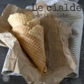 Nondisolopane - Cialde con il gelato al caffè variegato alla crema di nocciola e cacao (senza gelatiera)