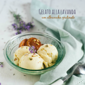 Nondisolopane - Gelato alla lavanda con albicocche grigliate