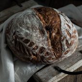 Nondisolopane - Tiger bread al cacao con nocciole e cioccolato fondente